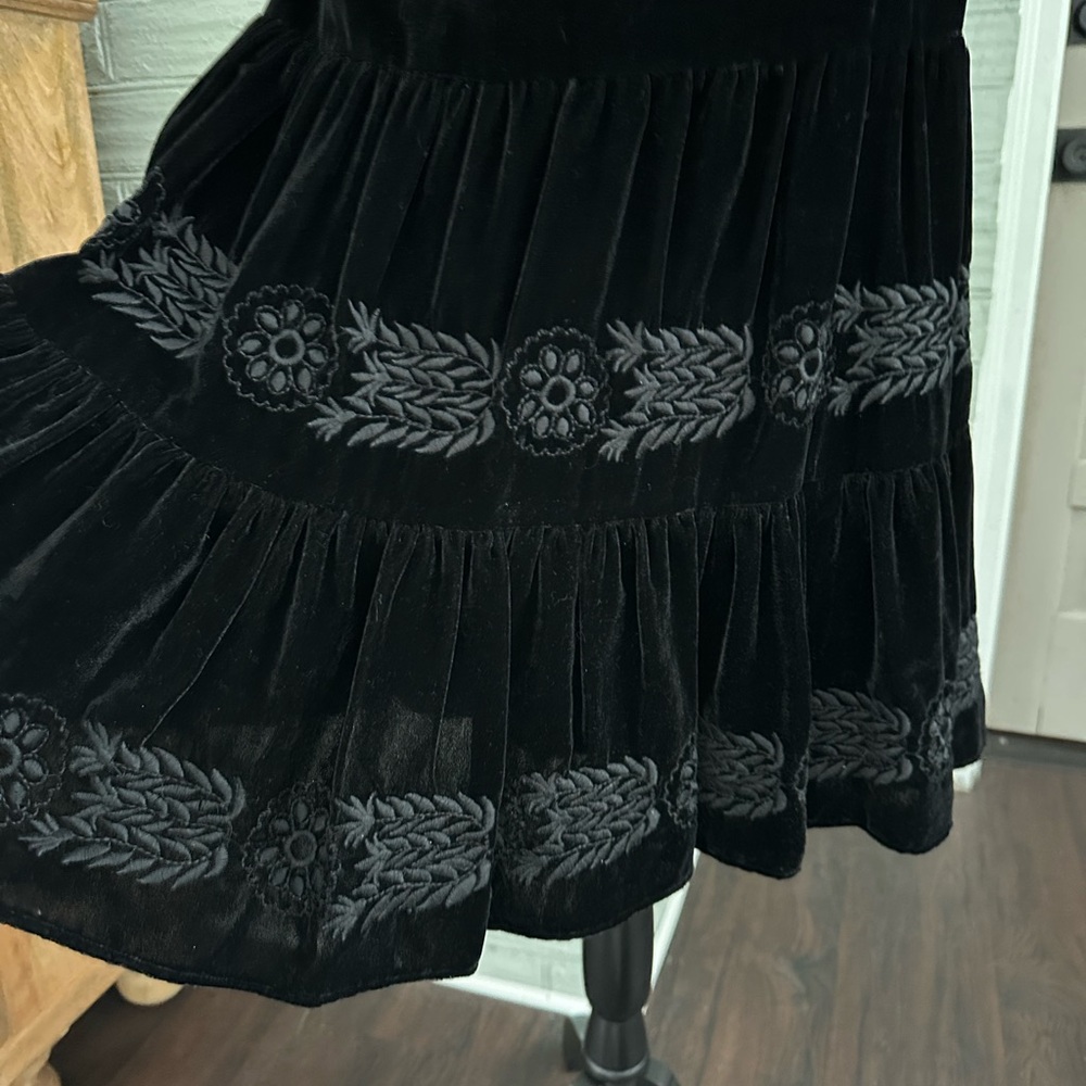 BCBG MAXAZRIA Black Velvet Skirt